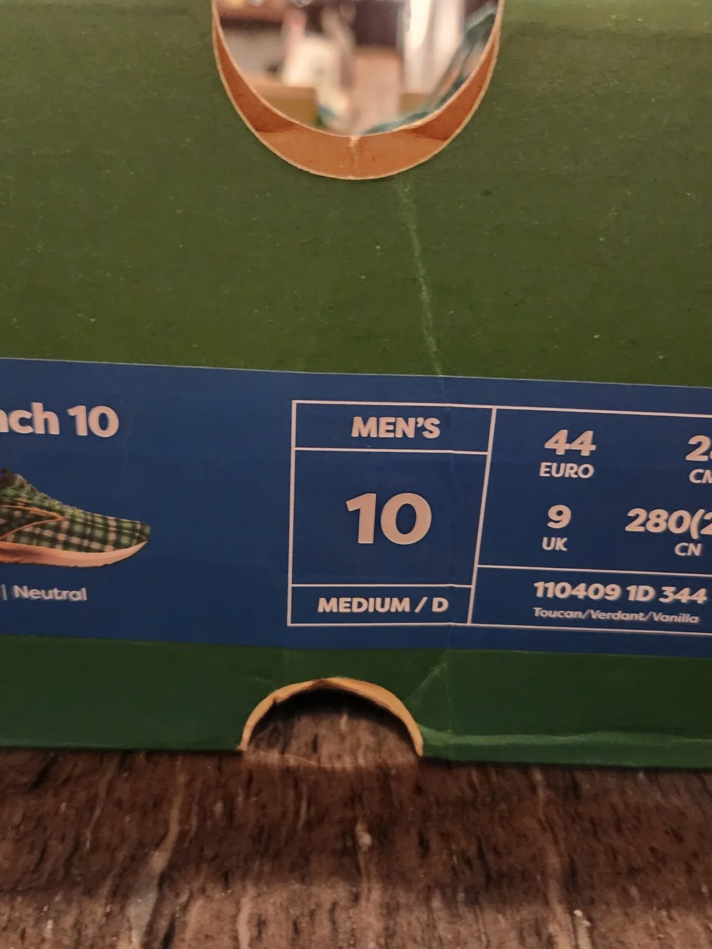 Brooks Green Plaid Athletic Running Shoes with Gold Accents